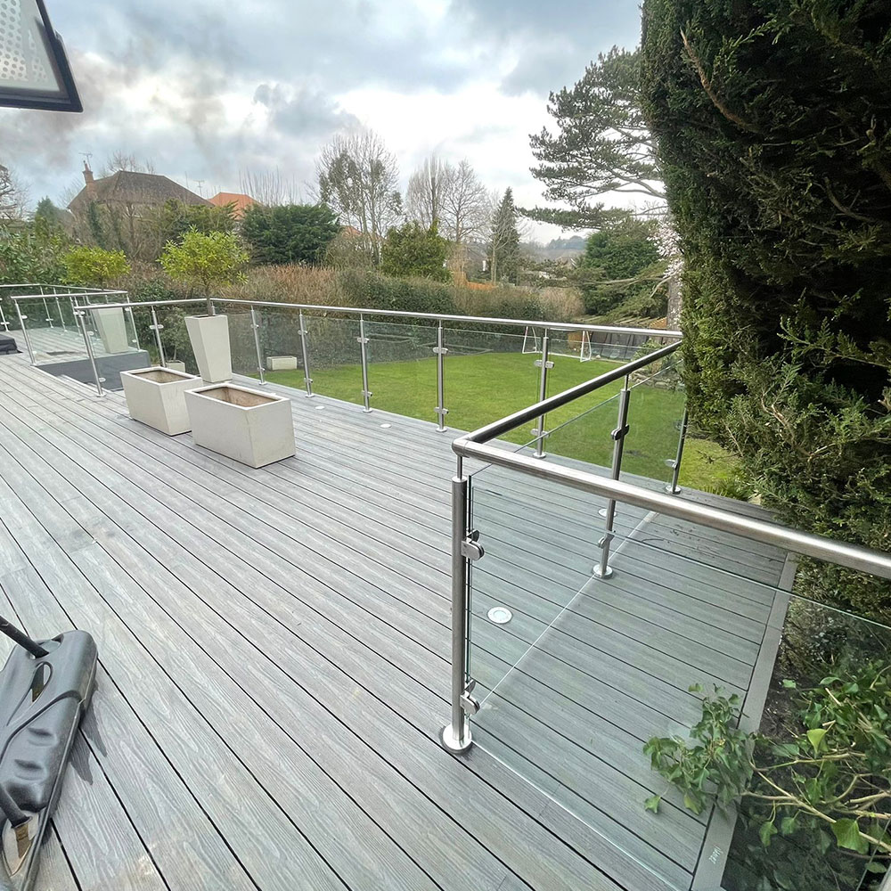 Stainless Steel Posts for Glass